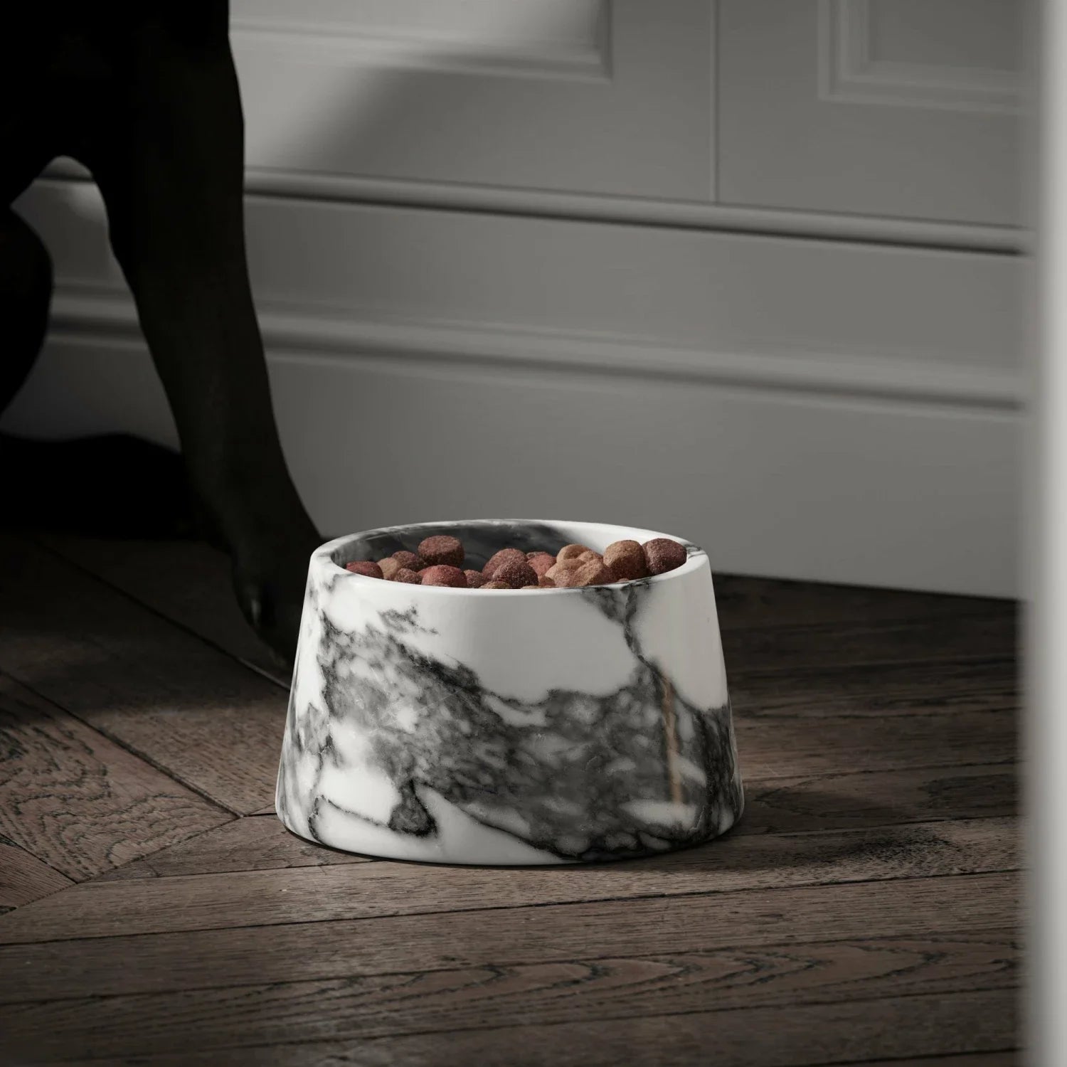 Polished Carrara White Marble Pet Bowl - Natural Onyx Stone Feeder for Dogs & Cats
